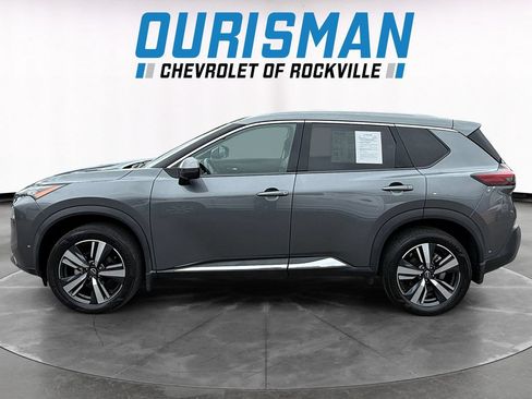 Used 2023 Nissan Rogue SL w/ SL Premium Package FWD image 3