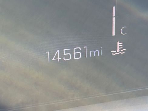 Used 2025 Chevrolet Trax LT w/ LT Convenience Package image 38