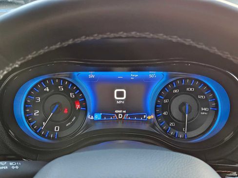 Used 2023 Chrysler 300 S image 27