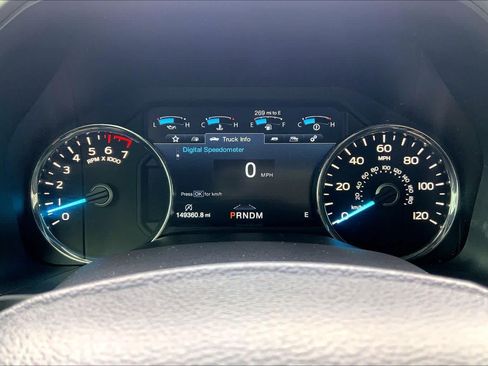Used 2019 Ford F150 Lariat w/ Equipment Group 502A Luxury AWD/4WD image 26