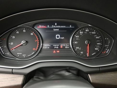 Used 2025 Audi Q5 2.0T Premium AWD/4WD image 4