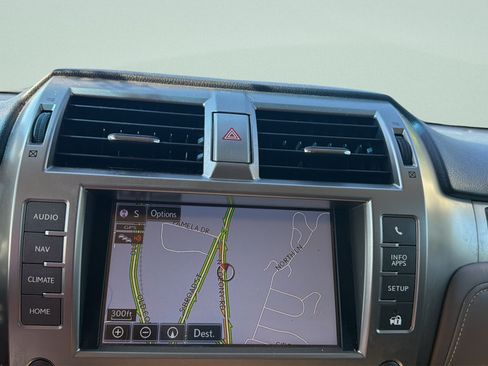 Used 2017 Lexus GX 460 Premium AWD/4WD image 15
