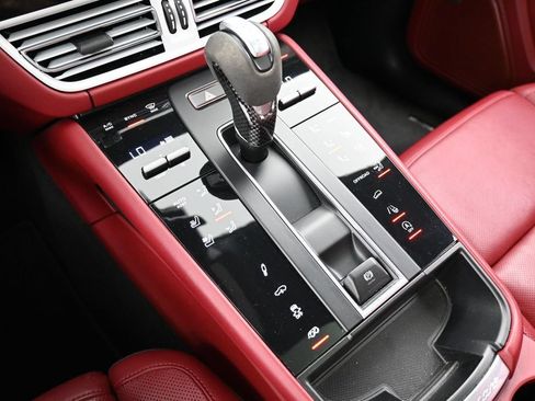 Certified 2022 Porsche Macan GTS AWD/4WD image 23