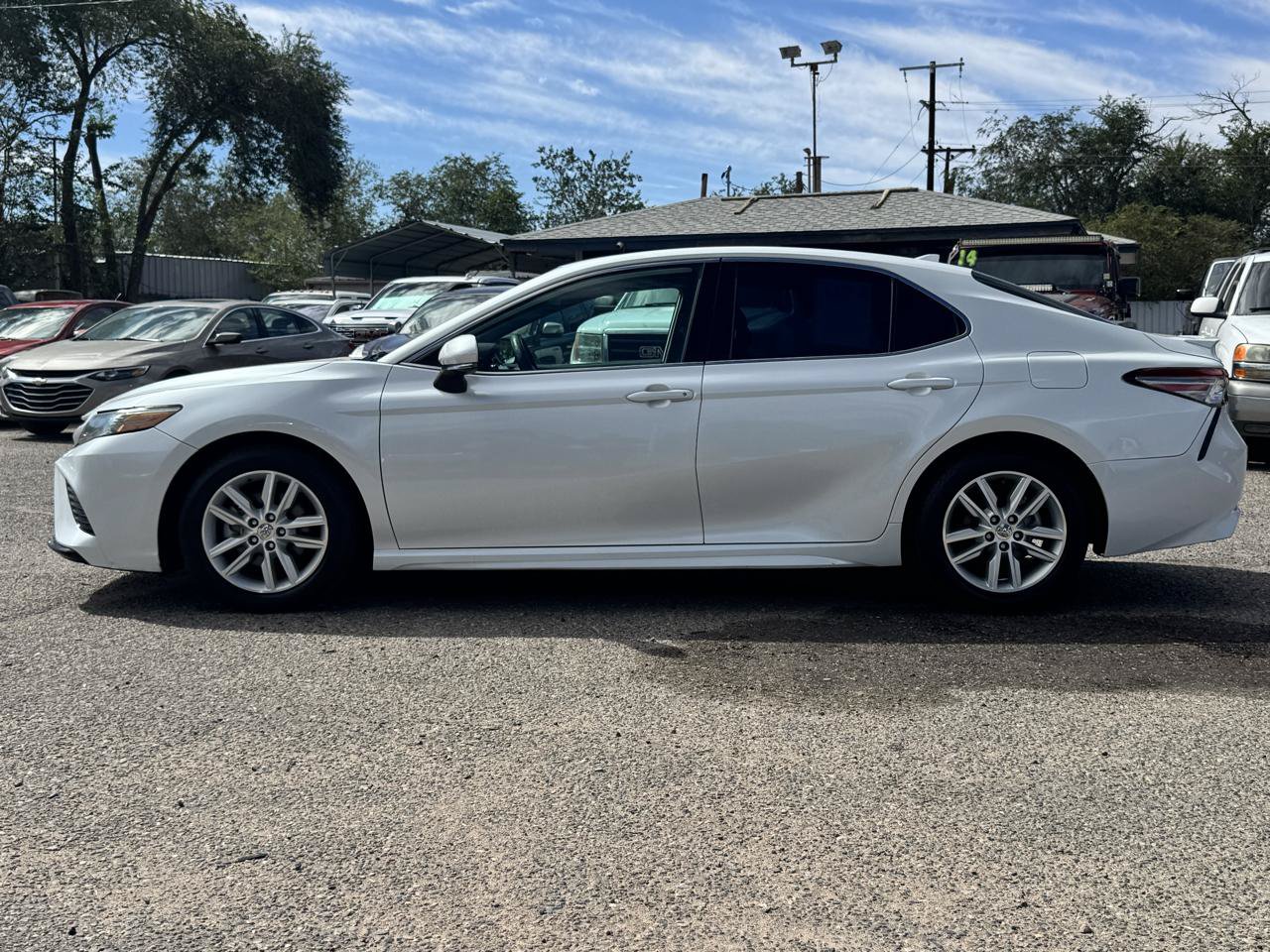 Used 2019 Toyota Camry XSE FWD image 4