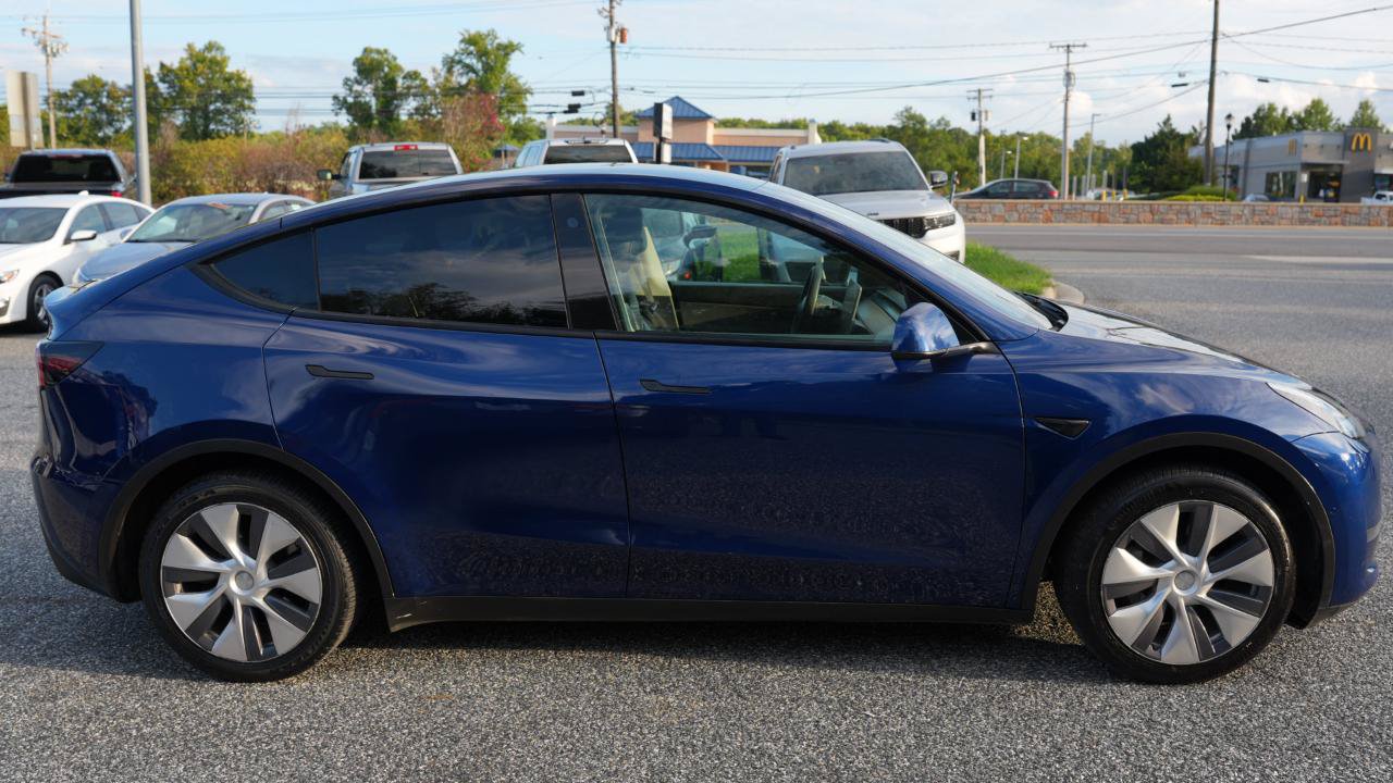 Used 2021 Tesla Model Y Long Range AWD/4WD image 4