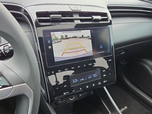 Used 2024 Hyundai Santa Cruz SEL w/ Activity Package FWD image 16