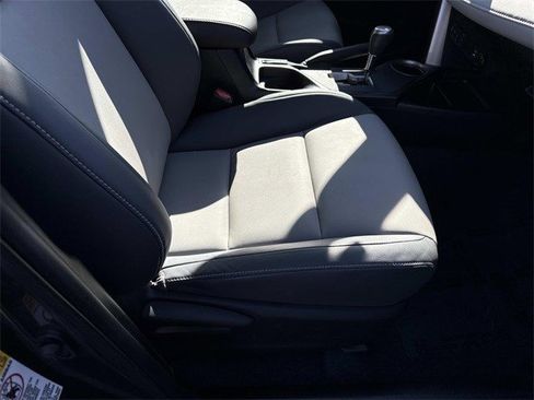 Used 2015 Toyota RAV4 Limited image 10