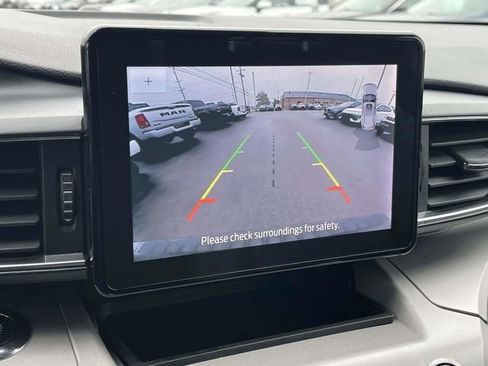 Used 2023 Ford Explorer XLT w/ Equipment Group 202A image 30