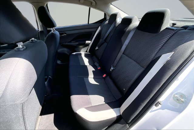 Used 2021 Nissan Versa SV FWD image 21