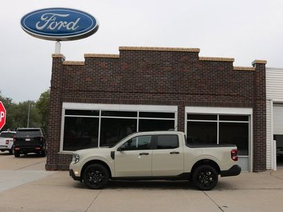 New 2025 Ford Maverick XLT w/ XLT Luxury Package