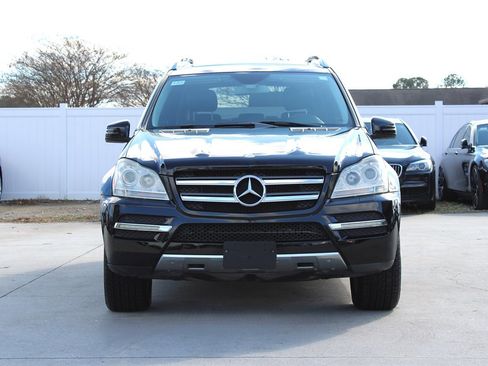 Used 2012 Mercedes-Benz GL 450 4MATIC image 2
