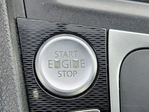 Used 2015 Volkswagen GTI Autobahn image 32