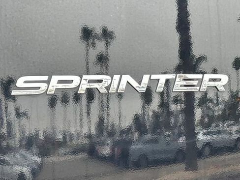 Used 2024 Mercedes-Benz Sprinter 3500 image 5