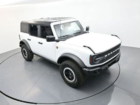 New 2025 Ford Bronco Badlands w/ Sasquatch Package image 18