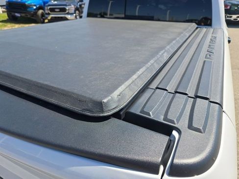 Used 2025 RAM 1500 Limited AWD/4WD image 32