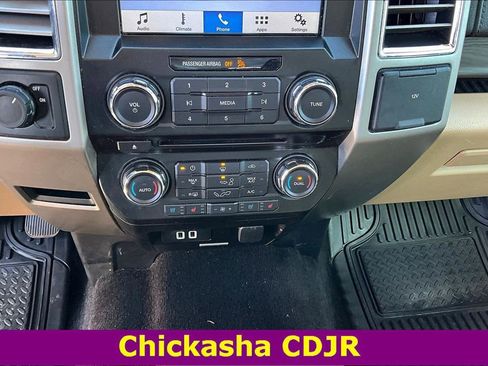 Used 2016 Ford F150 Lariat image 15