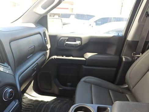 Used 2025 Chevrolet Silverado 1500 W/T w/ WT Value Package image 3