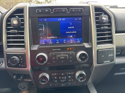 Used 2021 Ford F350 Platinum w/ FX4 Off-Road Package image 2