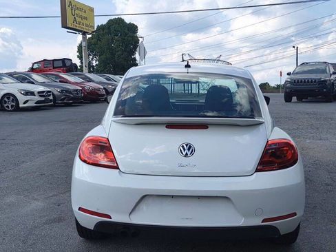 Used 2016 Volkswagen Beetle 1.8T S image 7