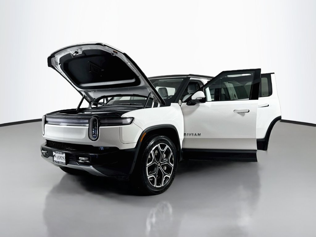 Used 2025 Rivian R1S Adventure Dual AWD/4WD image 23