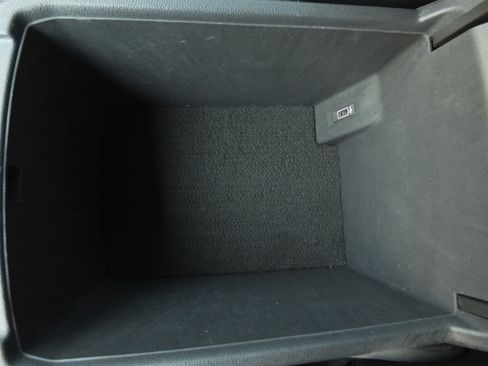 Used 2019 Volkswagen Atlas SE FWD image 24