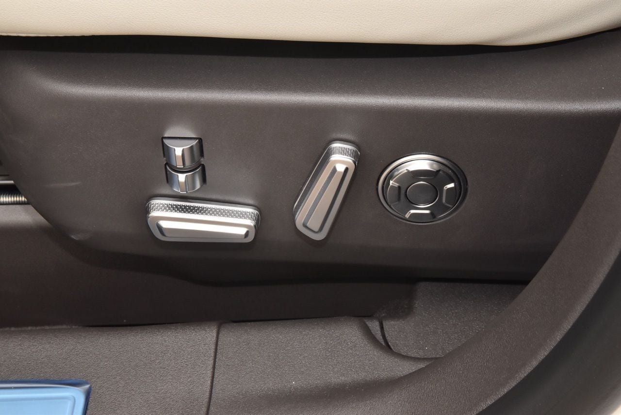 New 2026 Lincoln Nautilus Black Label AWD/4WD image 35