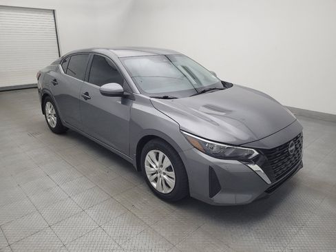 Used 2024 Nissan Sentra S FWD image 11