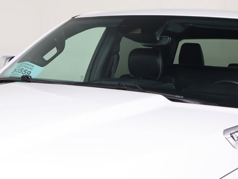 Used 2024 RAM 1500 Laramie image 12