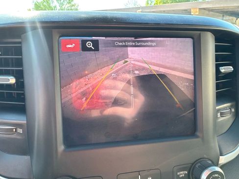 Used 2023 RAM 2500 Big Horn w/ Level 1 Equipment Group image 33