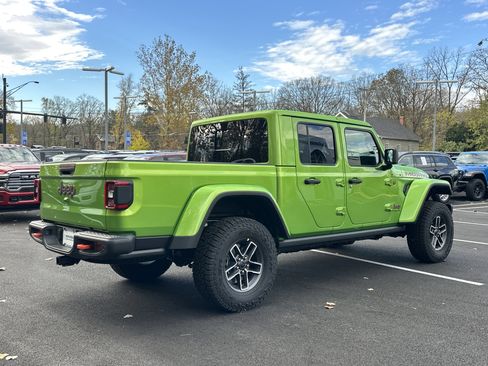 New 2026 Jeep Gladiator Mojave image 15