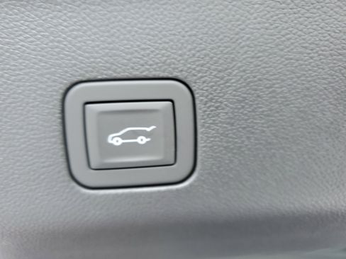 New 2026 GMC Yukon AT4 Ultimate image 8