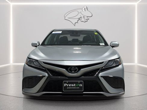 Used 2024 Toyota Camry XSE FWD image 9