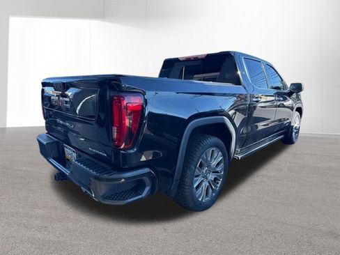 Used 2019 GMC Sierra 1500 Denali w/ Denali Ultimate Package AWD/4WD image 4