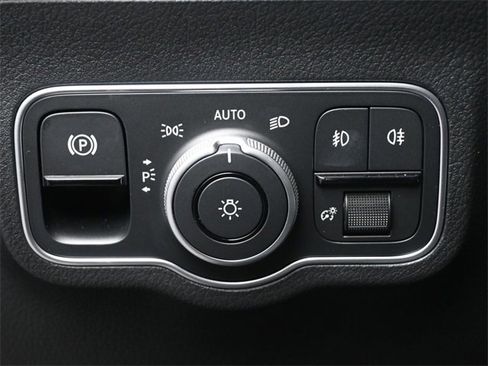 New 2025 Mercedes-Benz GLA 250 image 20