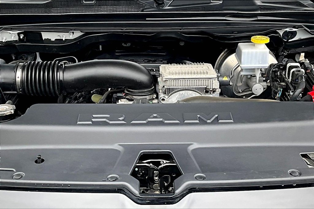 Used 2023 RAM 1500 Big Horn AWD/4WD image 35