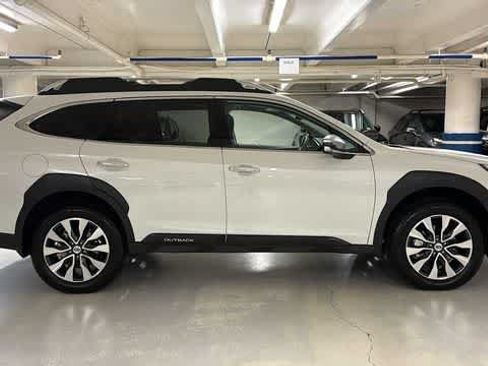 Used 2024 Subaru Outback Touring XT w/ Popular Package #2 AWD/4WD image 37