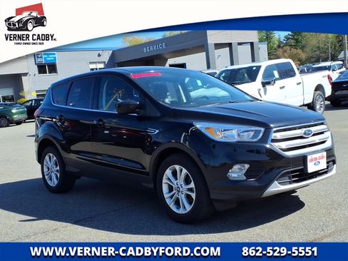 Used 2019 Ford Escape SE AWD/4WD image 1
