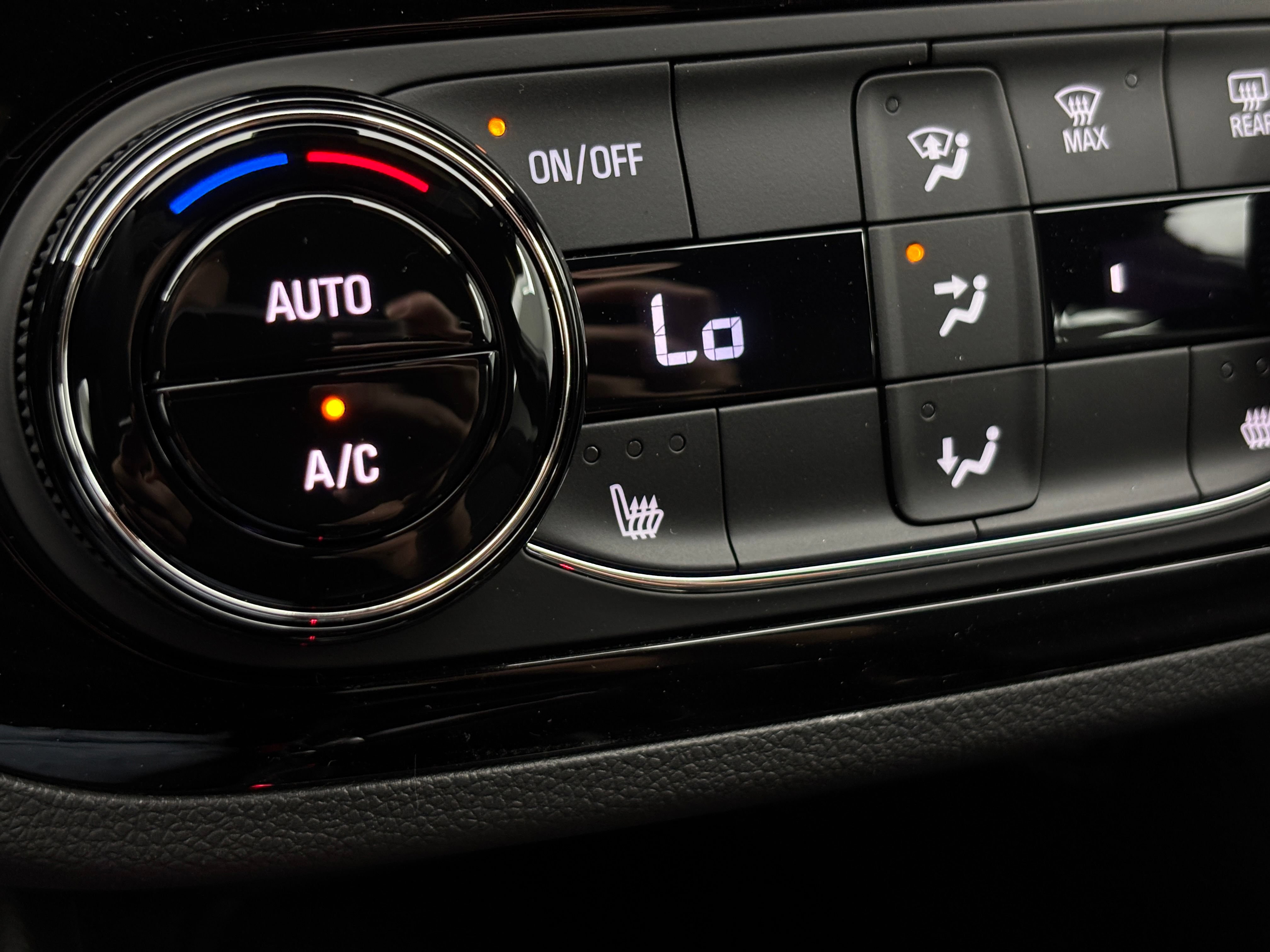 New 2026 Buick Envista Sport Touring w/ Convenience I Package FWD image 5