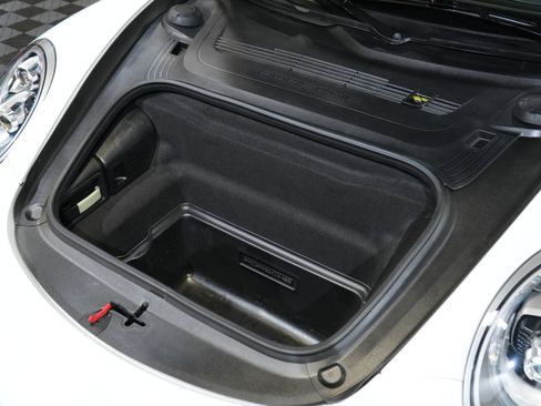 Used 2018 Porsche 911 Turbo S image 44