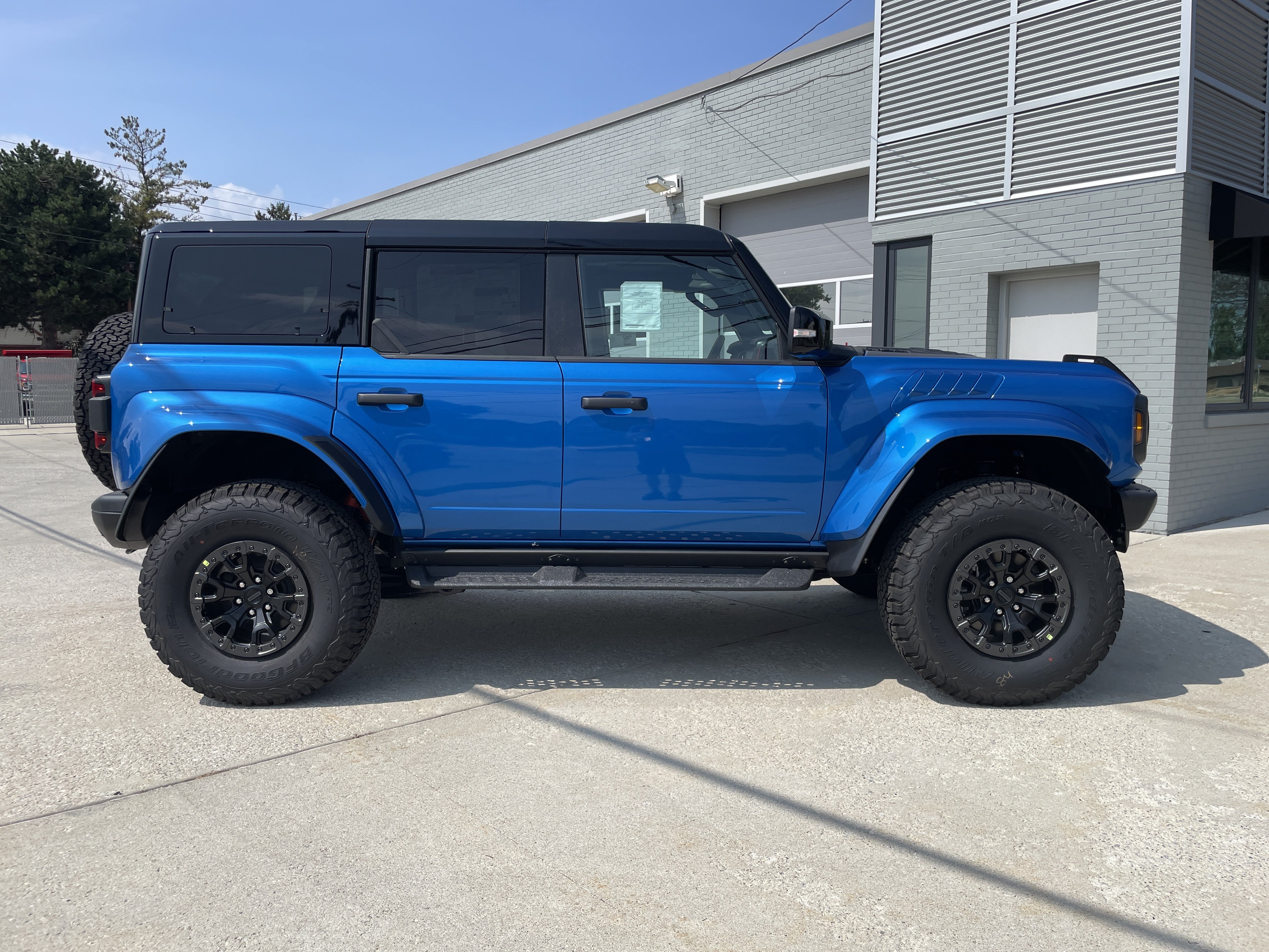 New 2026 Ford Bronco Raptor AWD/4WD image 3