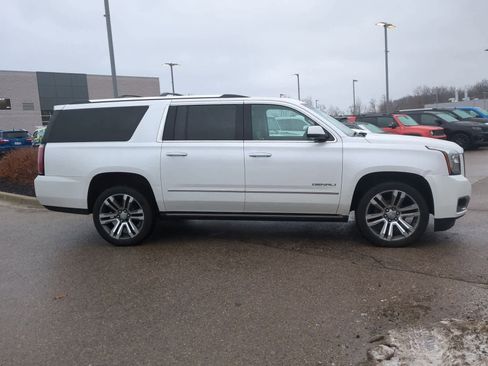 Used 2019 GMC Yukon XL Denali w/ Denali Ultimate Package image 9