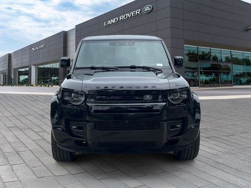 New 2025 Land Rover Defender 110 V8 AWD/4WD image 8