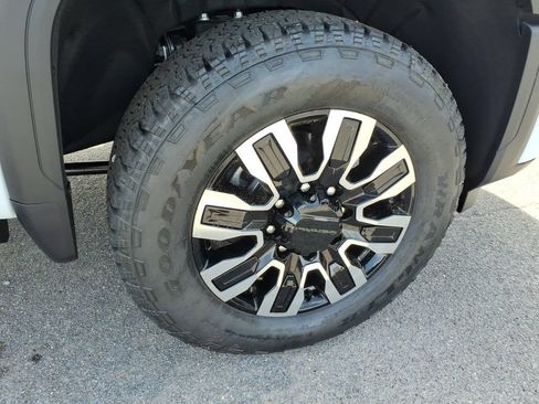 New 2026 GMC Sierra 2500 Denali Ultimate w/ Max Trailering Package AWD/4WD image 9