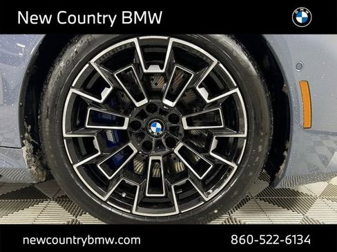 New 2026 BMW M5 w/ Executive Package image 9