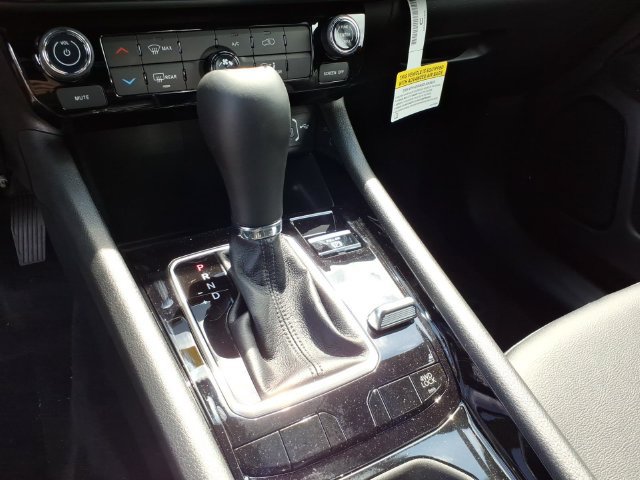 New 2026 Jeep Compass Latitude AWD/4WD image 13