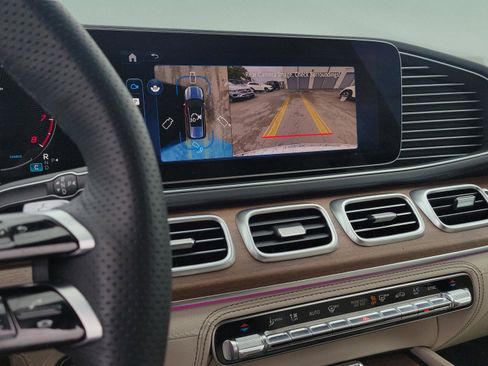 Certified 2026 Mercedes-Benz GLS 580 4MATIC image 26