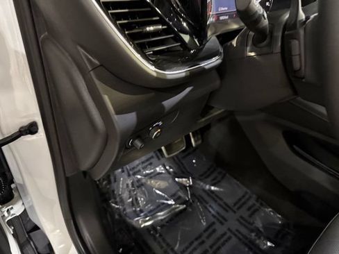 Used 2023 Buick Envision Essence w/ Sport Touring Package FWD image 13