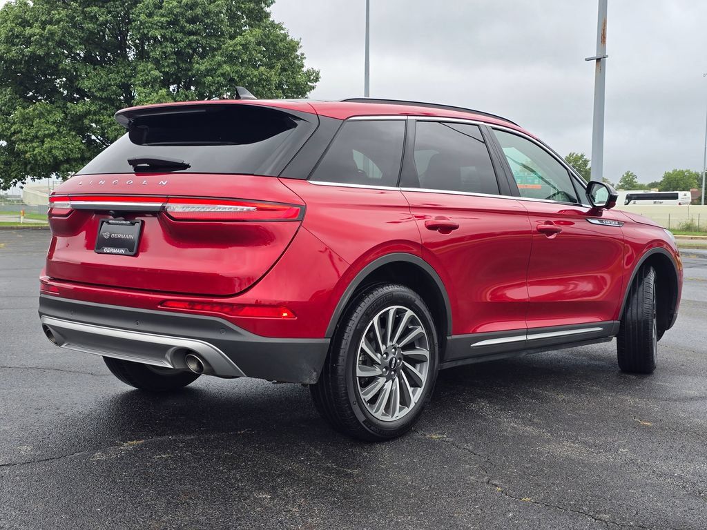 Used 2025 Lincoln Corsair Reserve AWD/4WD image 18