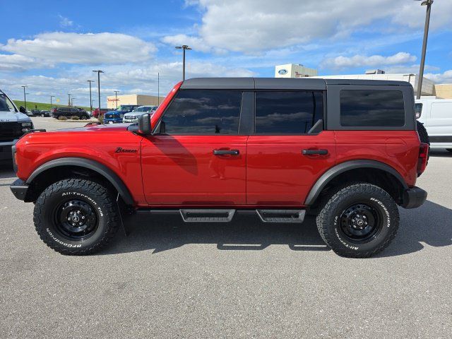 Used 2024 Ford Bronco Black Diamond AWD/4WD image 2