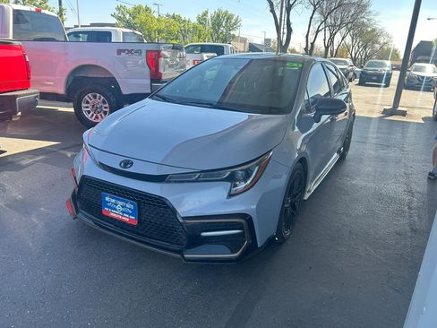 Used 2021 Toyota Corolla SE w/ Carpet Mat Package (TMS) image 17